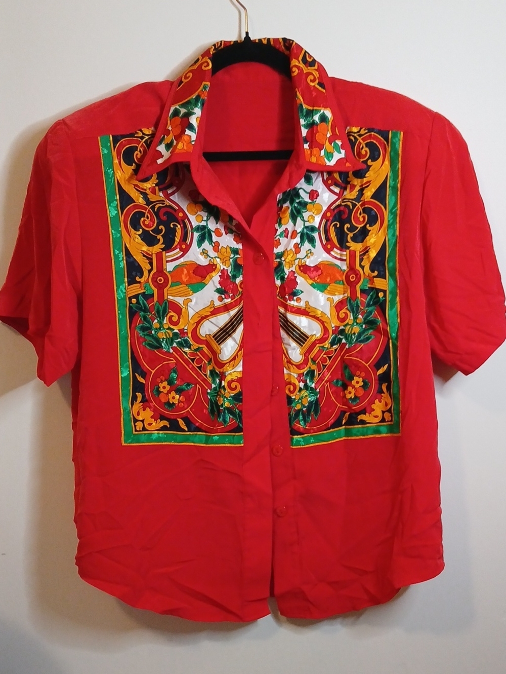 Vtg Men's Red Short-Sleeve Button-Down Shirt with Ornate Multicolor Front Panel